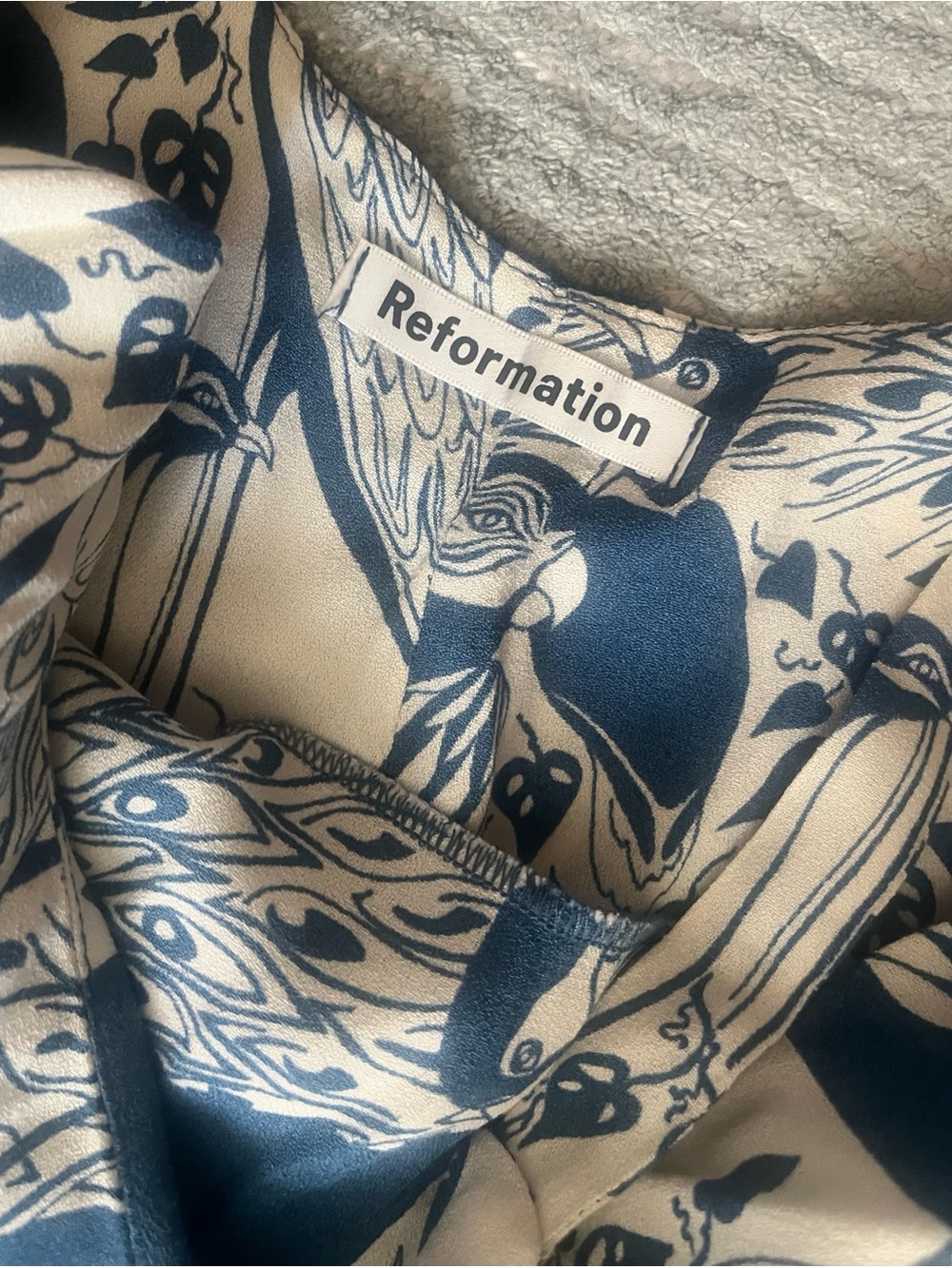 Reformation Blue & Cream Crane-Print Mini Dress - Picture 3 of 4